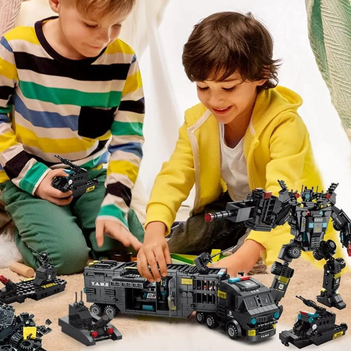 Hélicoptère, Transformer et Camion – 51 Modèles Différents (700 Pièces)