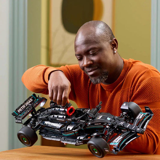 Mercedes-AMG F1 W14 (1642 pieces)