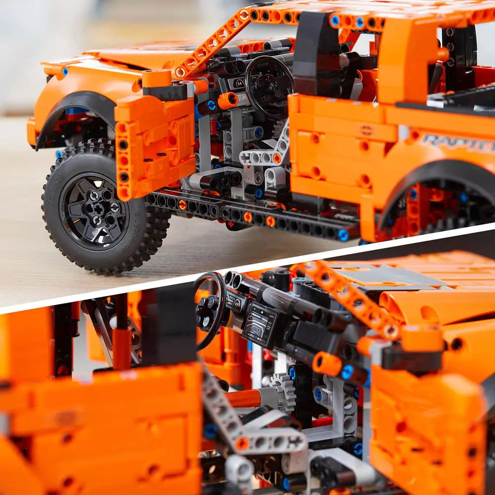 Ford F-150 Raptor (1379 pièces)
